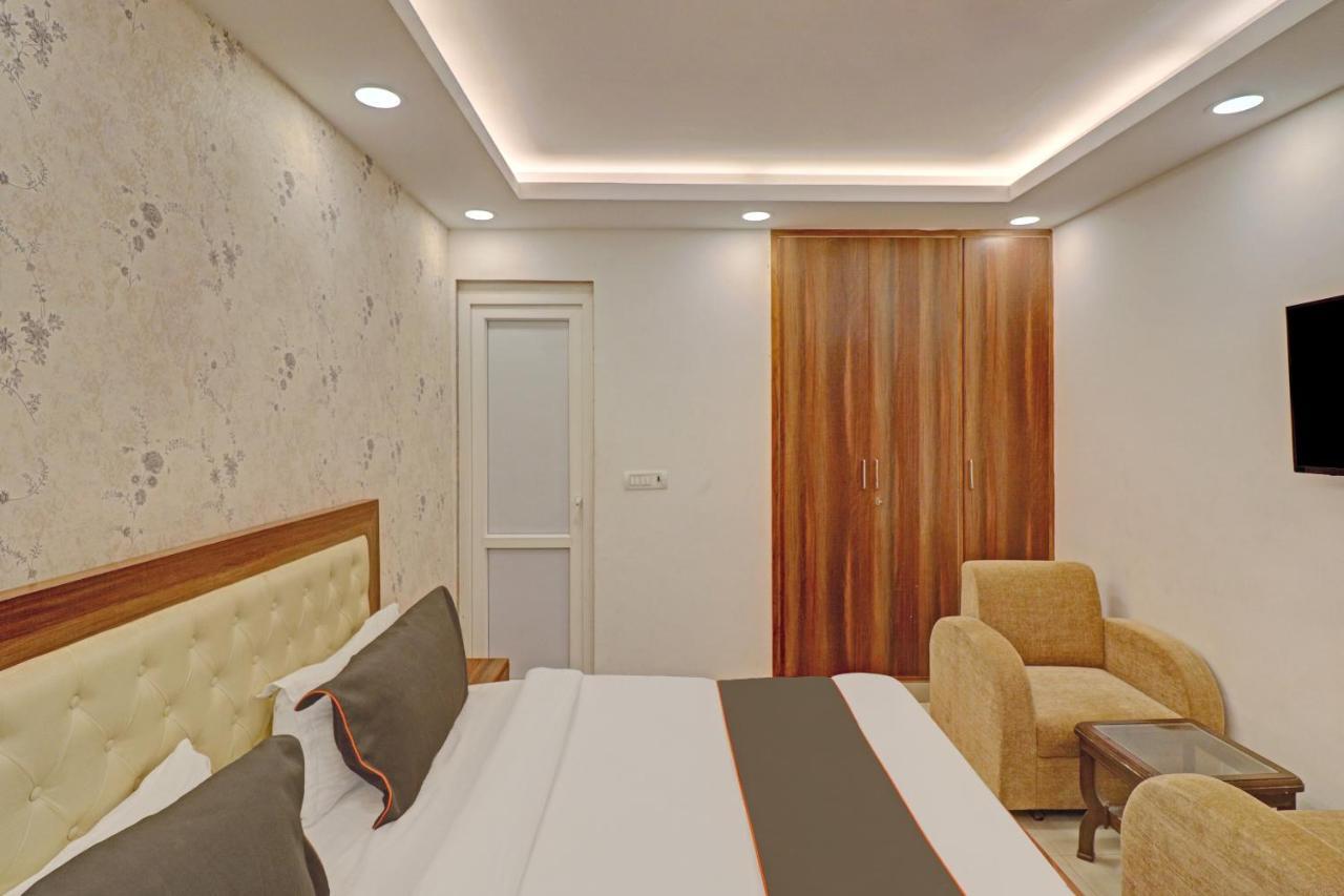 Hotel Collection O Spot Light Near Tughlakabad Station Metro Station Indraprastha Exteriér fotografie
