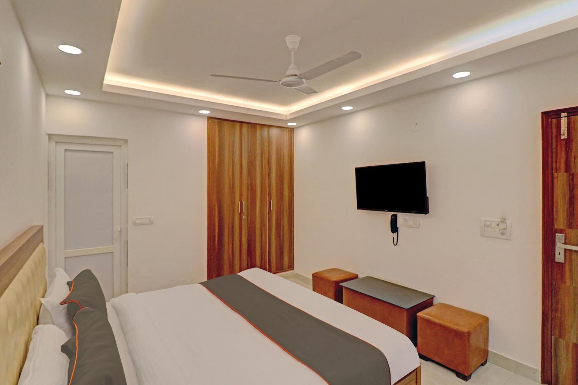 Hotel Collection O Spot Light Near Tughlakabad Station Metro Station Indraprastha Exteriér fotografie